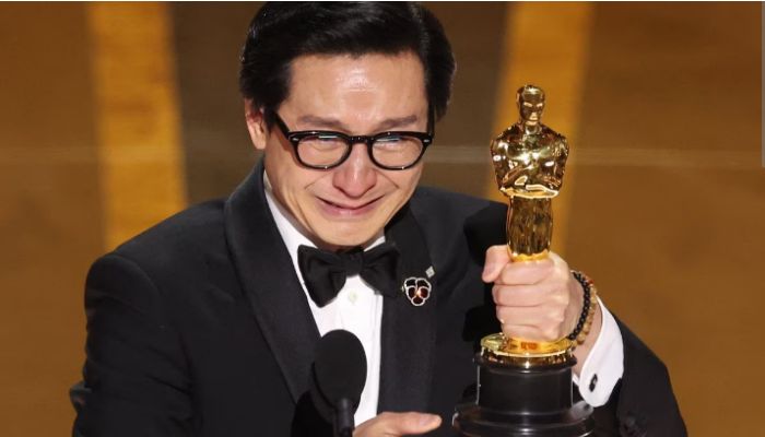 Everything stars Ke Huy Quan, Jamie Lee Curtis win Oscars