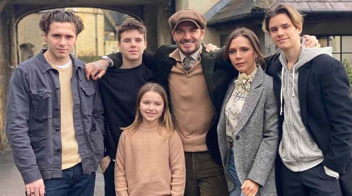 Victoria Beckham drops adorable family snaps on Mother’s Day, leaves ...