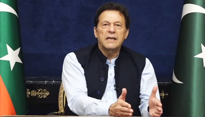 عمران خان ‘آئین کی بالادستی’ کے لیے اے پی سی میں شرکت کے لیے تیار