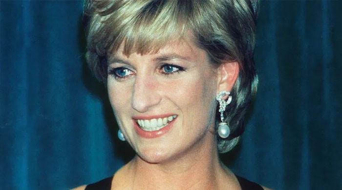Celebrity hairstylist John Barrett recalls working with late Princess Diana