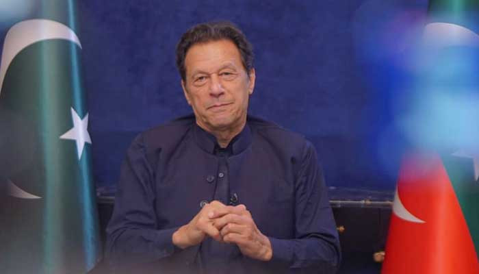 گنڈا پور کی گرفتاری حکومت کی پی ٹی آئی ارکان کو غلام دکھانے کی کوشش: عمران خان