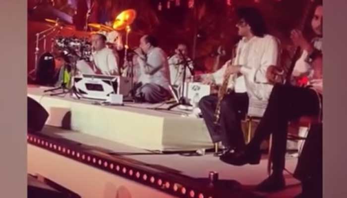 Rahat Fateh Ali Khan performing on the stage. — Instagram