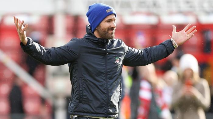 Ryan Reynolds hires £100k jet to fly from Wrexham to NYC after club win