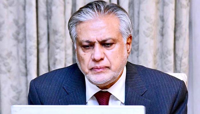 Finance and Revenue Minister Ishaq Dar chairs a meeting on April 7, 2023. — APP/File