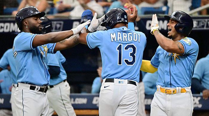 Yandy Diaz, Brandon Lowe lead Rays to record-equalling victory vs