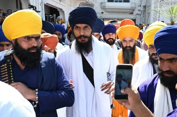 Amritpal Singh, a radical Sikh leader, leaves the holy Sikh shrine of the Golden Temple along with his supporters, in Amritsar, India, March 3, 2023. — Reuters/File