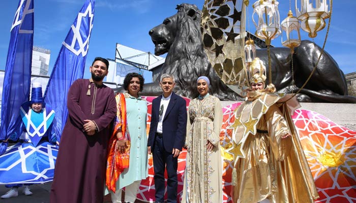 Sadiq Khan (centre) at the Trafalgar Square today celebrate Eid ul Fitr on April 29, 2023.