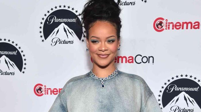 Rihanna officially becomes the most followed woman on Twitter