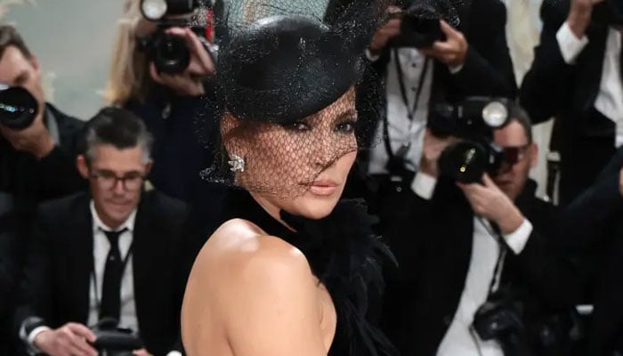 Jennifer Lopez soars temperature in gorgeous outfit at Met Gala 2023