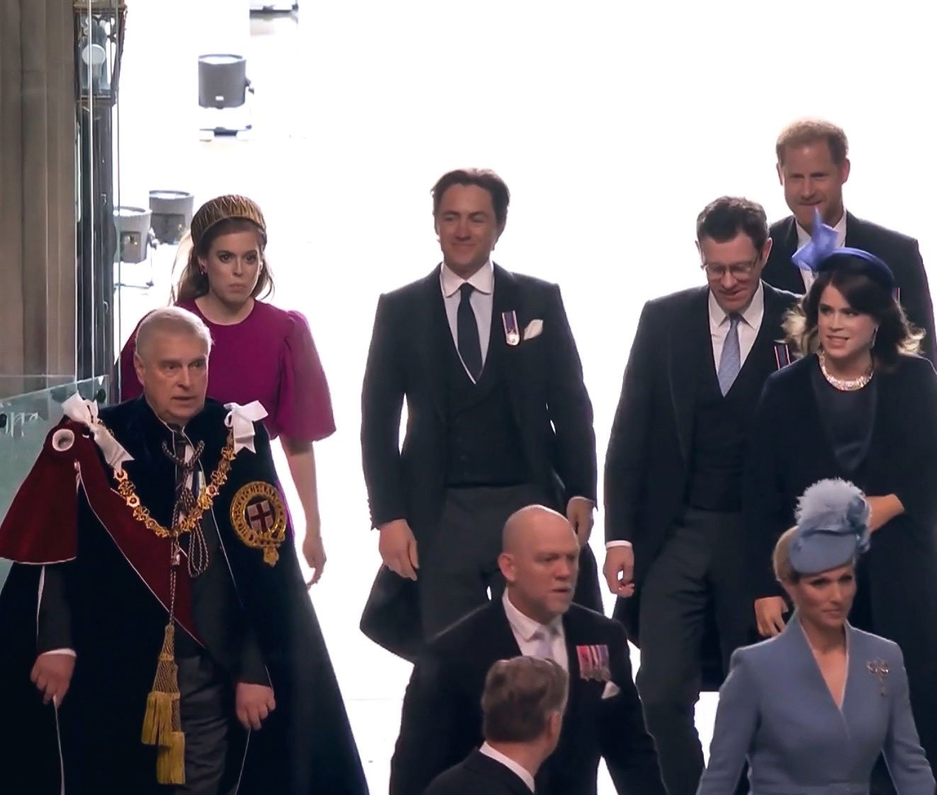 Photo: Prince Harry walks into Westminster Abbey for the first time