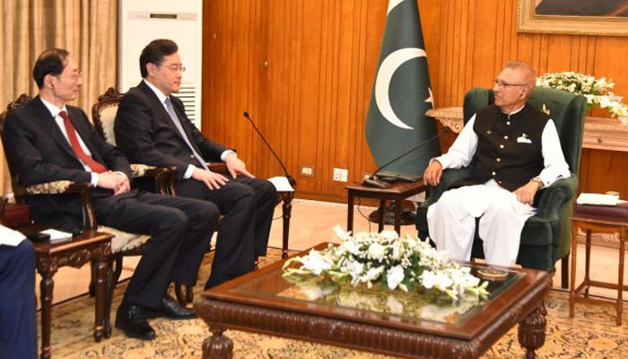 State Councilor and Minister of Foreign Affairs of China, Mr Qin Gang, along with his delegation calls on President Dr Arif Alvi, at Aiwan-e-Sadr, Islamabad, on May 6, 2023. — APP