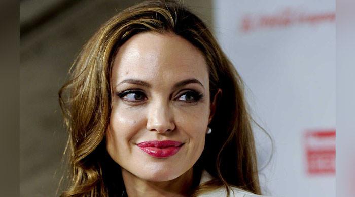 Angelina Jolie urges women to 'go for mammograms and blood tests