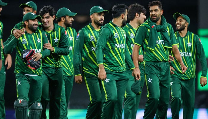 Pakistan players after their 2022 ICC Twenty20 World Cup cricket tournament match against South Africa at the Sydney Cricket Ground. — AFP/File