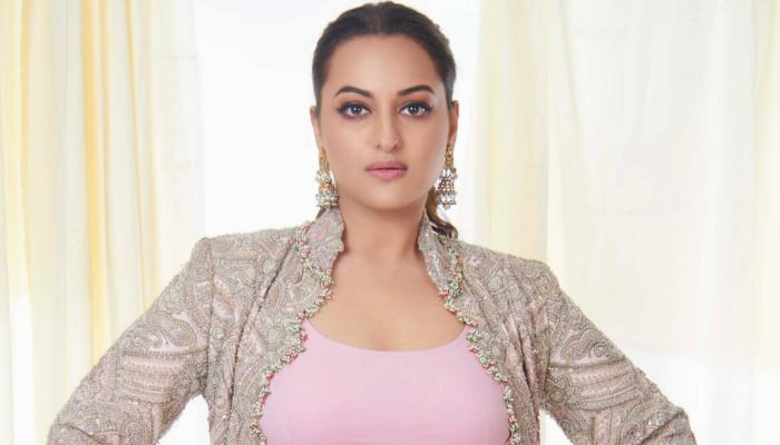 Sonakshi Sinha Xnx Video - Sonakshi Sinha on 'Dahaad' success: 'People who have not spoken to me...'