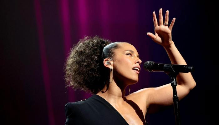 Alicia Keys announces musical inspired by her life, hits Hells Kitchen