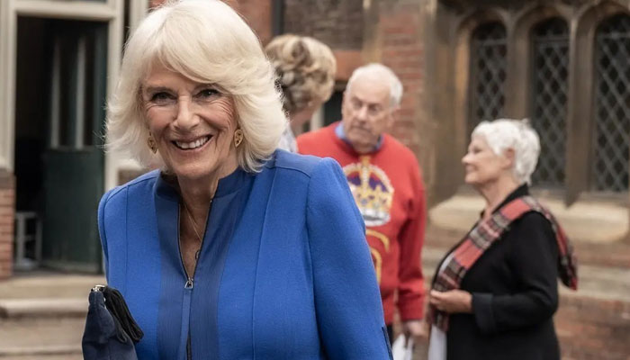 Camilla meets old friends, breaks royal protocol for them