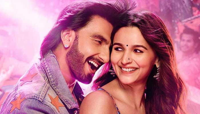 ranveer singh: Ranveer Singh says 'Rocky Aur Rani Kii Prem Kahaani' will  bring back the feel of 'Kabhi Khushi Kabhie Gham' at movie's new song  launch - The Economic Times