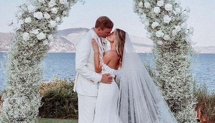 Former Miss Great Britain Zara Holland ties the knot
