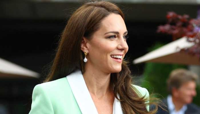 Kate Middleton shoots herself in the foot