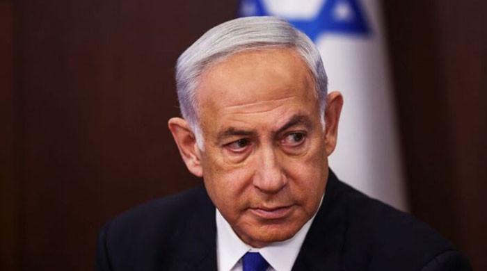 Israeli Prime Minister Benjamin Netanyahu taken to hospital after fainting