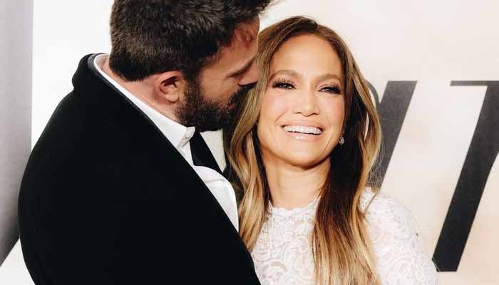 Ben Affleck and Jennifer Lopez were as affectionate as ever as they held hands while walking