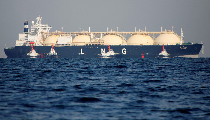 A liquefied natural gas tanker is tugged towards a thermal power station in Futtsu, east of Tokyo, Japan November 13, 2017. — Reuters