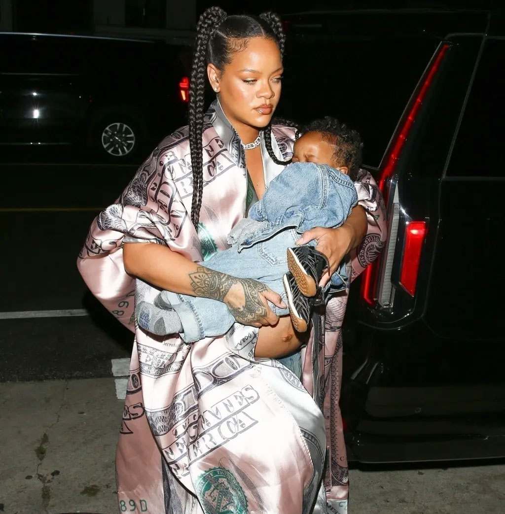 Rihanna dresses like 100 bucks as she steps out for dinner with son RZA