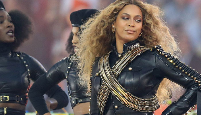 Beyoncé's insanely popular tour caught live concert mishap