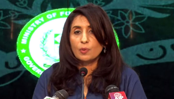 Foreign Office spokesperson Mumtaz Zahra Baloch addresses a press conference. — Radio Pakistan/File