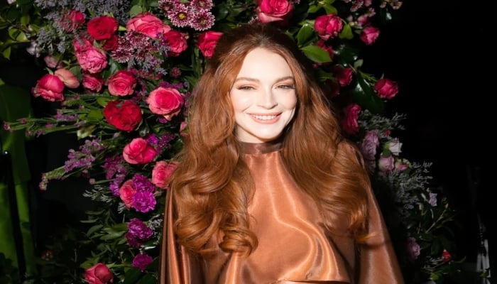 Lindsay Lohan celebrates her postpartum body in new pics