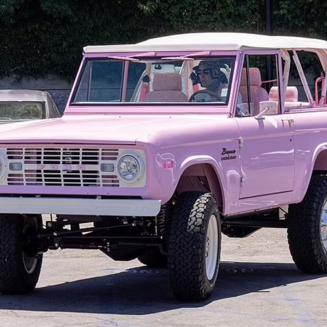 Kourtney Kardashian, Travis Barker show off custom Barbie-themed Bronco