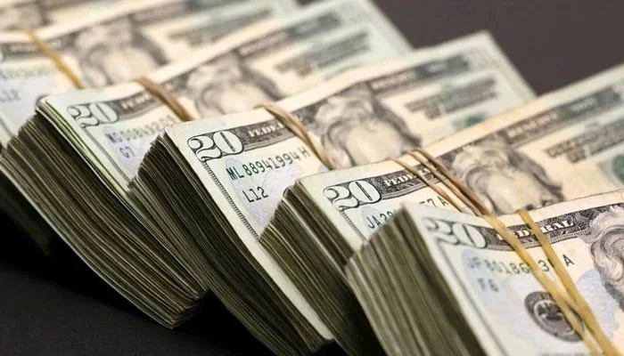 Govt raises Rs371 billion in largest sukuk issuance