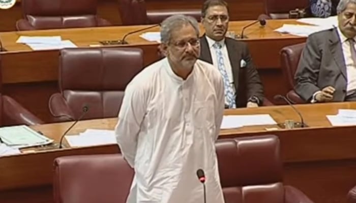 Former prime minister Shahid Khaqan Abbasi addresses NA in his farewell speech. —  Twitter/NAofPakistan