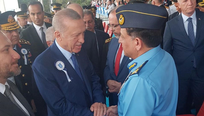 Chief of Air Staff Air Chief Marshal Zaheer Ahmed Baber Sidhu meets Turkish president Recep Tayyip Erdoğan at Turkish Air Force Academy on September 1, 2023. — PAF