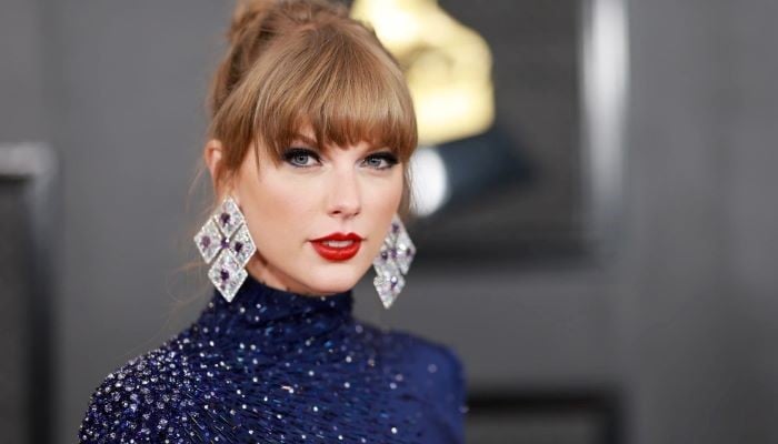 Taylor Swifts street style takes center stage in NYC amid 1989 re-recording buzz