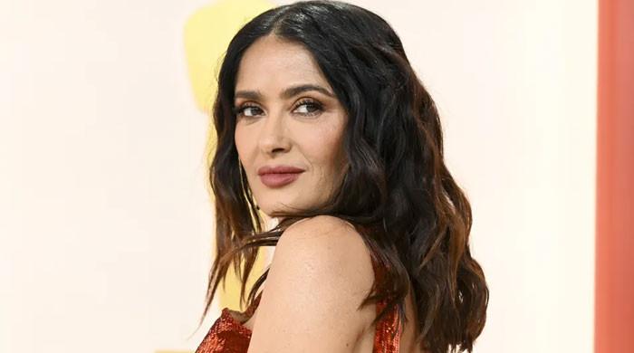 Salma Hayek shows some skin in sultry new snap