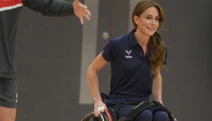 Kate Middleton appears in bandage for the second time in a month