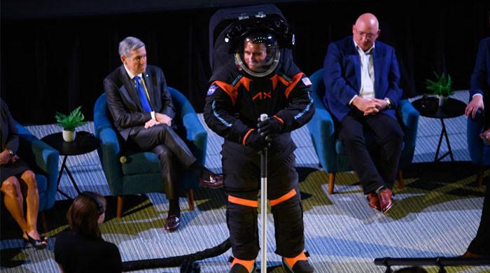 MOON WALK: Prada To Design Lunar Spacesuits For Nasa's 2025 Artemis III ...