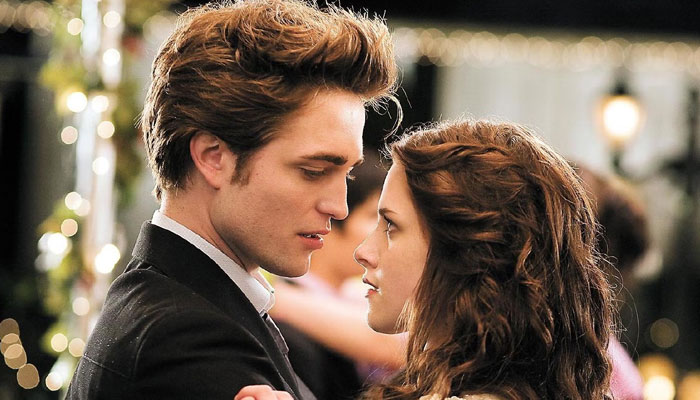 Kristen Stewart explains why Robert Pattinsons ideal for ‘Twilight’