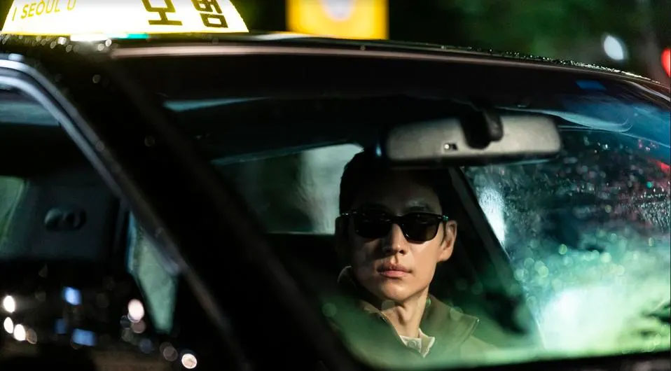 Netflixs list of Top 3 Korean thriller dramas to watch