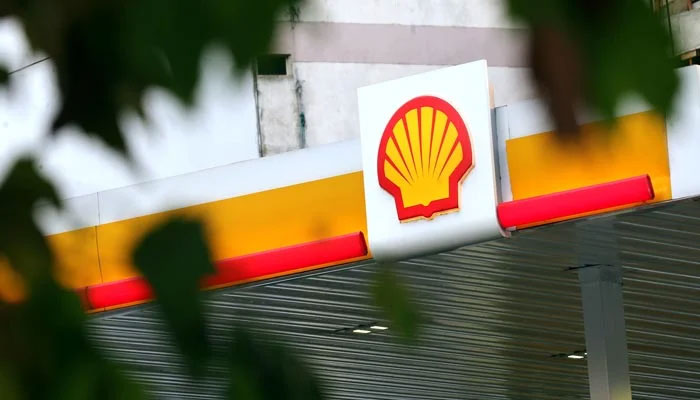 A Shell logo is seen at a gas station in Buenos Aires, Argentina, March 12, 2018. — Reuters/File