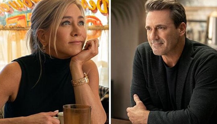 How do Jennifer Aniston, Jon Hamm feel comfortable in steamy scene?