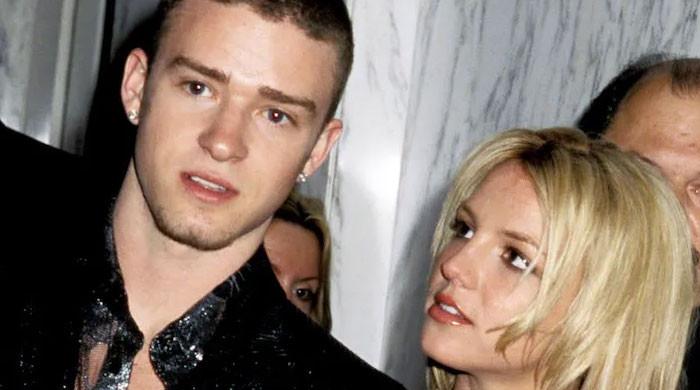 Britney Spears 'strikes' Justin Timberlake where it hurts