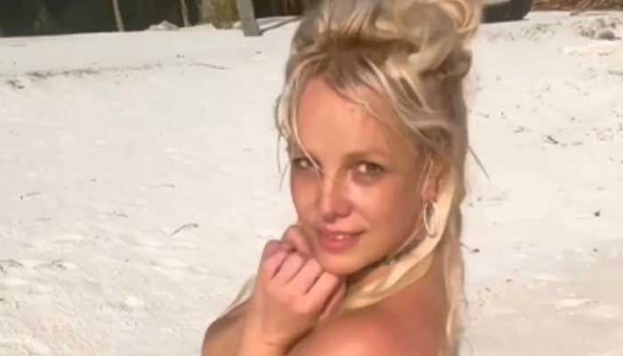 Britney Spears fans left guessing about mystery man seen in her latest photo