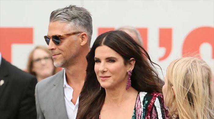 Sandra Bullock makes first appearance after tragic death of lover Bryan ...