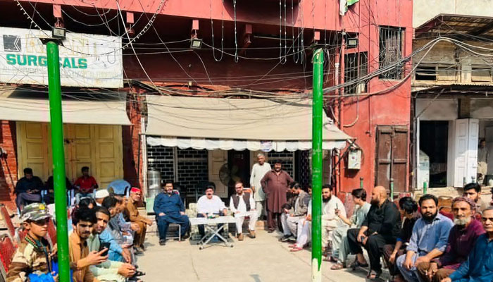 AML chief Sheikh Rashid Ahmed meets his supporters outside the Lal Haveli after his victory in the court on October 30, 2023. — X/ @ShkhRasheed