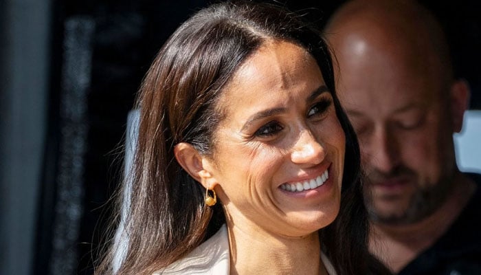 Meghan Markle will use gold press card to release racist royal name