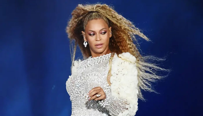 Beyoncé reacts to skin-lightening allegations
