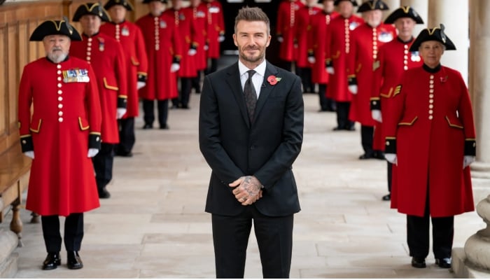 Photo David Beckham expects big reward for his loyalty to Royal Family?