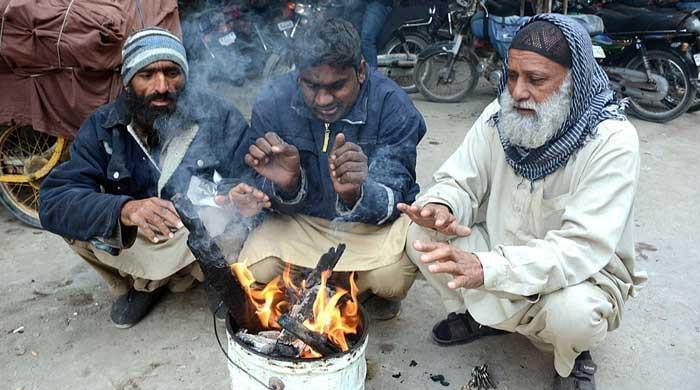 Karachi braves coldest night of season as mercury drops below 14°C